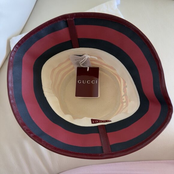NWT Gucci Striped Canvas Bucket Hat Red White Sz S 100% Authentic - Picture 8 of 9